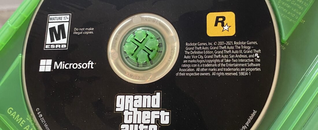 WTH is this disc art supposed to be???